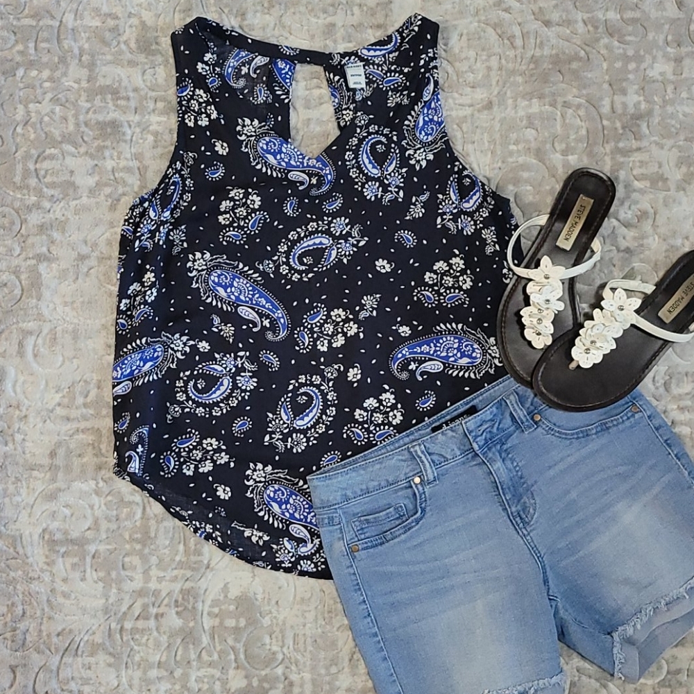 Paisley print top